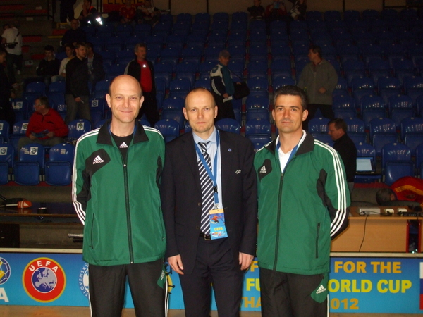 Play-off (tur) pentru “FIFA WORLD CHAMPIONSHIP” – Bratislava (SLOVACIA), 26.03.2012: SLOVACIA – SPANIA (Ghery, obsv. arbitri - Stefan Weber (GER), Bogdan Sorescu